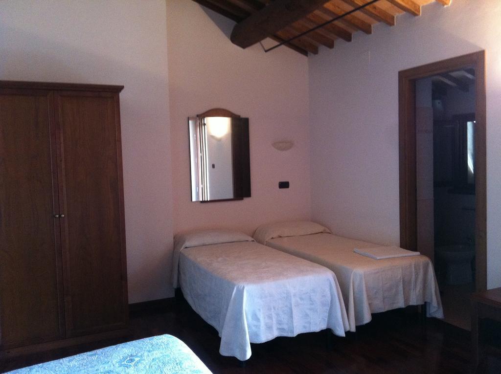 Agriturismo La Cantina Ascoli Piceno Pokoj fotografie