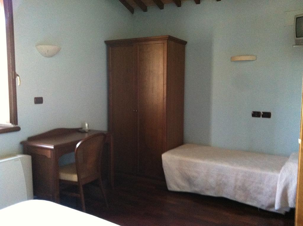 Agriturismo La Cantina Ascoli Piceno Pokoj fotografie